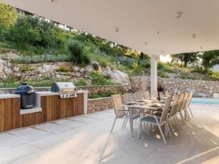 Villa Miramarina - Five Bedroom Villa Hotel in Šibenik-Knin County, Croatia