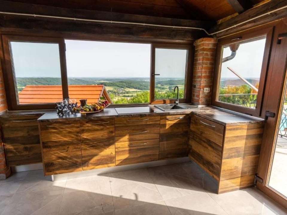 Villa Breg - Four Bedroom Villa with Pool, Hot-Tub and Sauna Resort in Slovenia