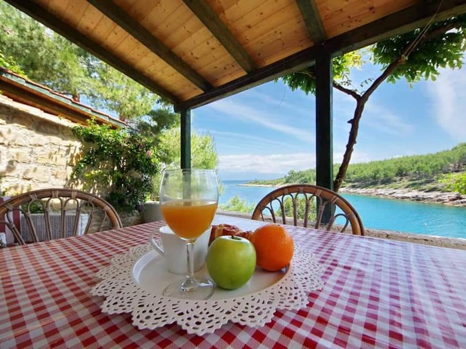 Blissful Bay Apartments Vrboska - One Bedroom Apartment with Terrace Apartment in Vrboska