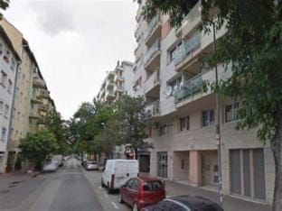 Studio Baraban - Hotel in Villeurbanne