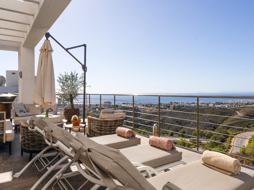 Lavish villa with private pool Hotel in Marbella
