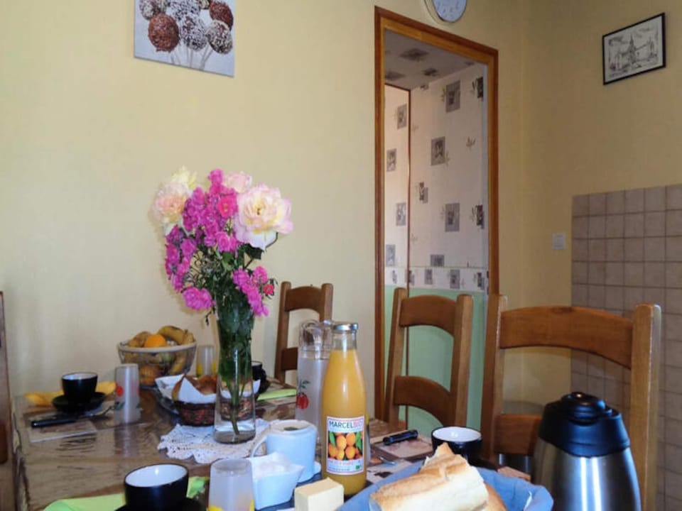 House 5 People Hotel in Auvergne-Rhône-Alpes