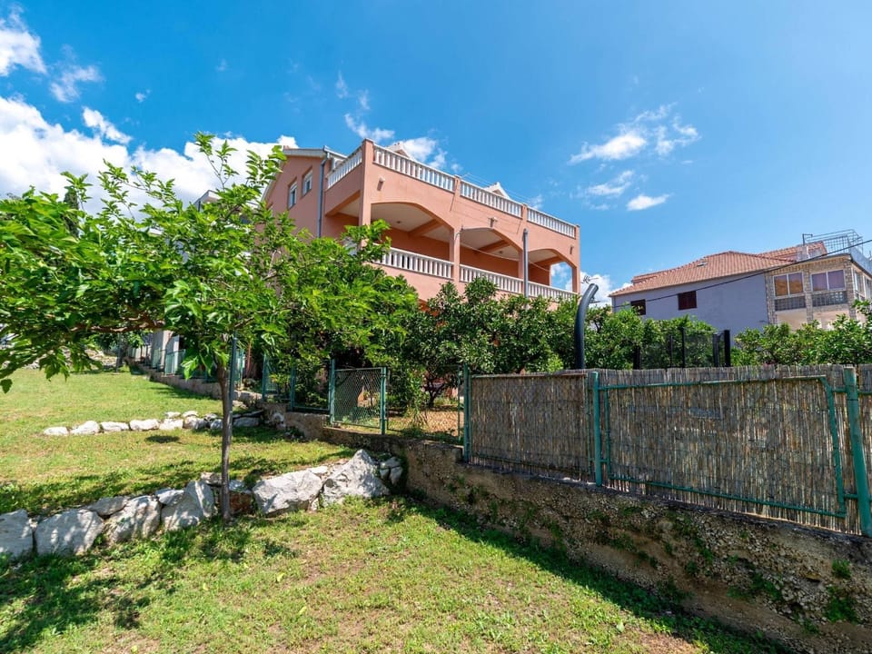 Three Bedroom Apartment with Terrace and Sea View Hotel in Šibenik-Knin County, Croatia