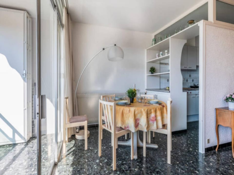 Rooms 5 People Hotel in Le Grau-du-Roi