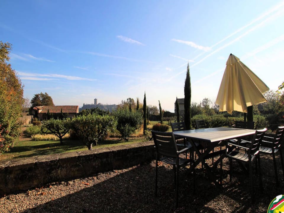 House 6 People Hotel in Auvergne-Rhône-Alpes