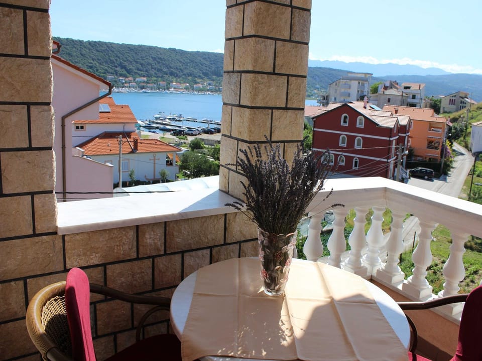 Guest House Villa Anggela - Standard Double room with Balcony and Sea View Apartment in Supetarska Draga
