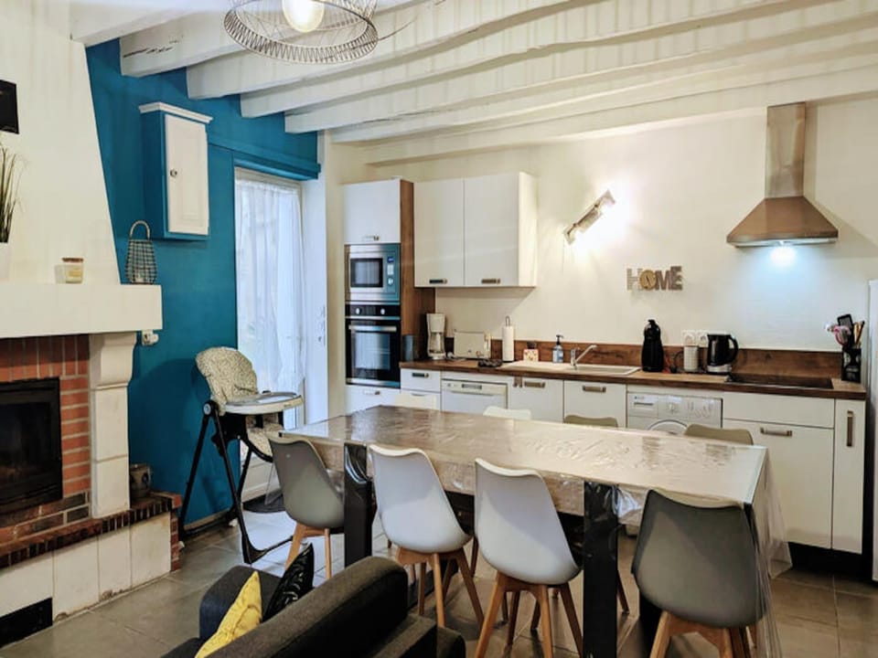House 10 People Hotel in Centre-Val de Loire