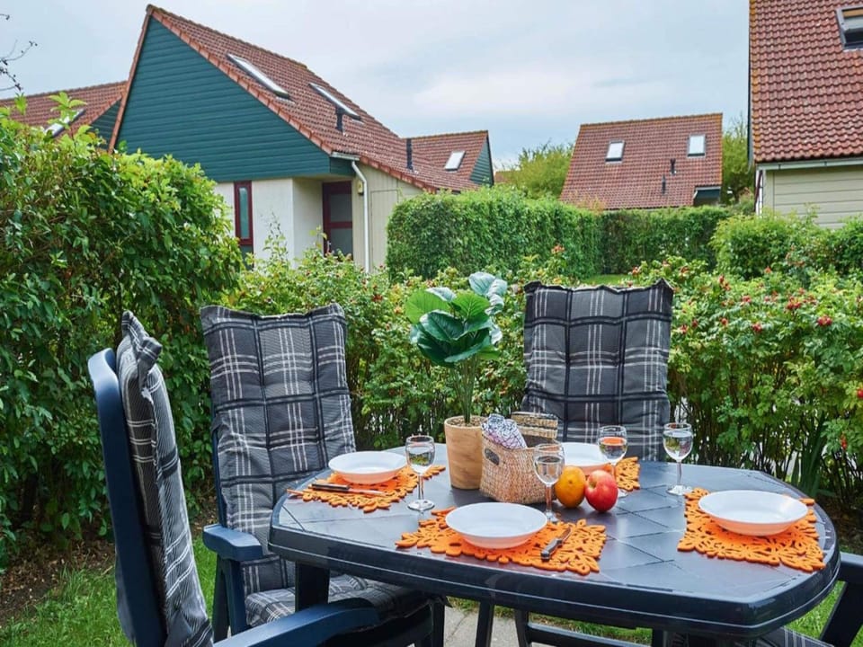 Beautiful villa with covered terrace Resort in Limburg (province)