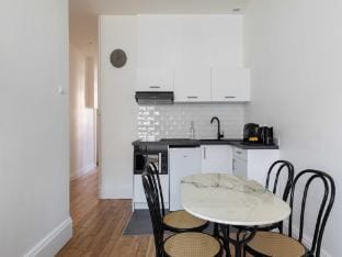 DIFY Enjoy - Part Dieu Hotel in Villeurbanne