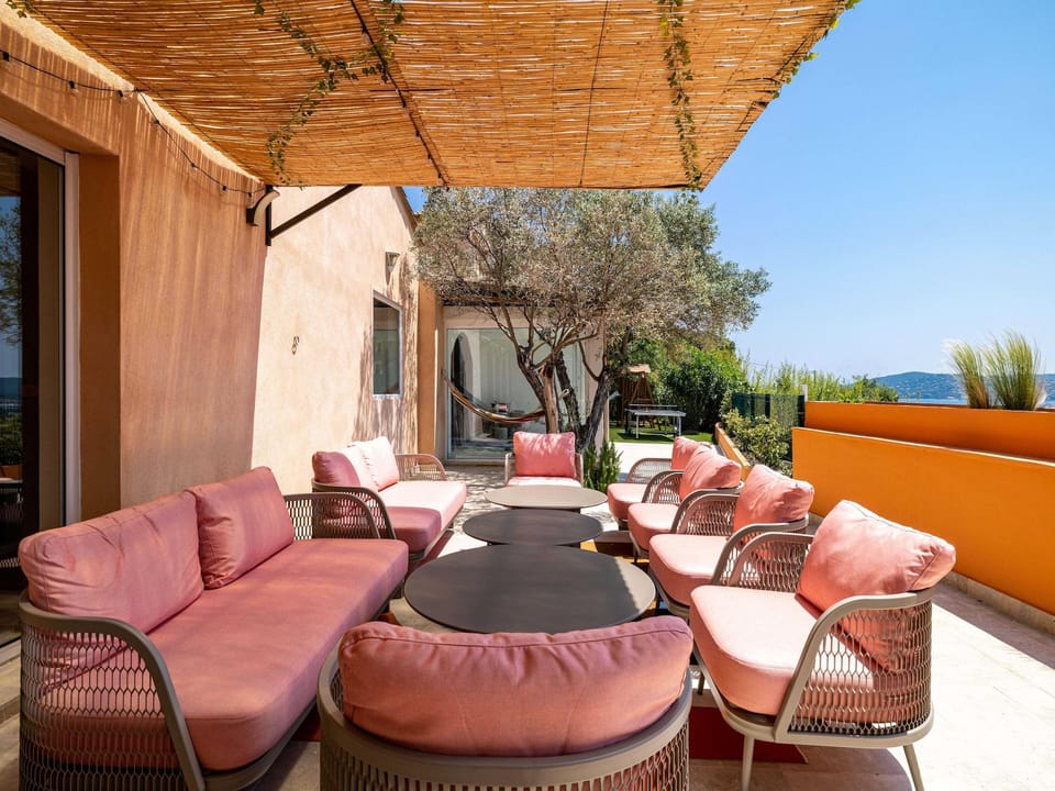 Charming flat in a Provencal villa - 2p Hotel in Grimaud