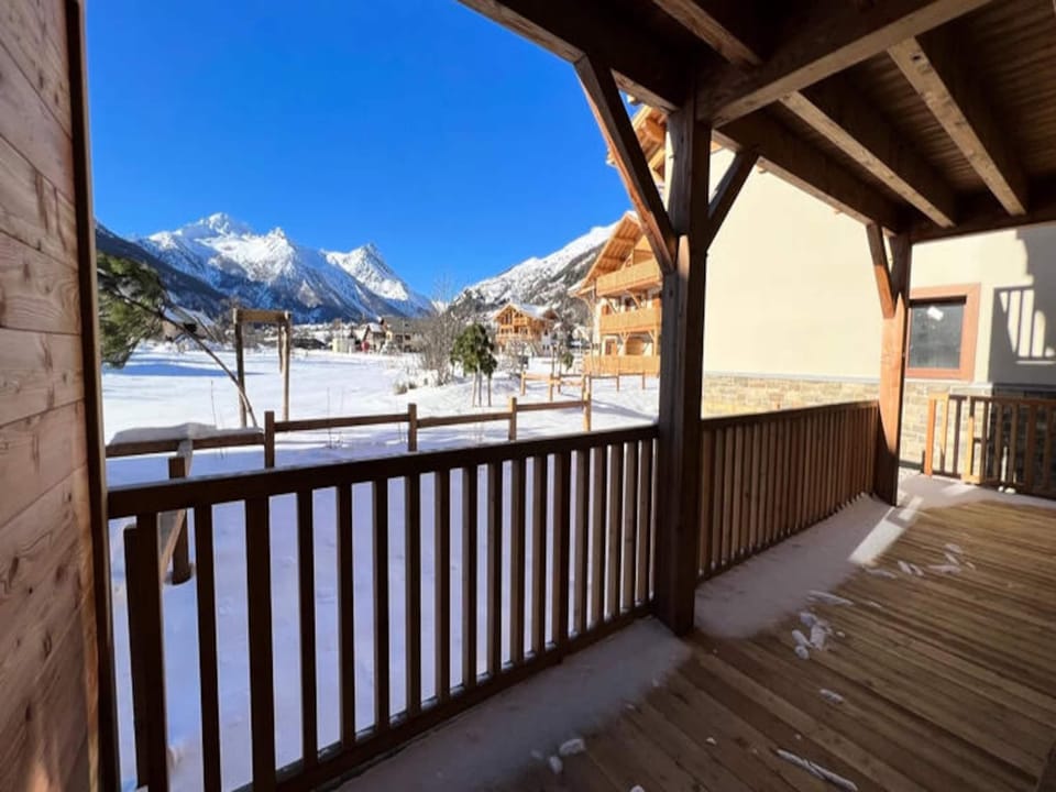 Rooms 6 People Hotel in La Salle-les-Alpes