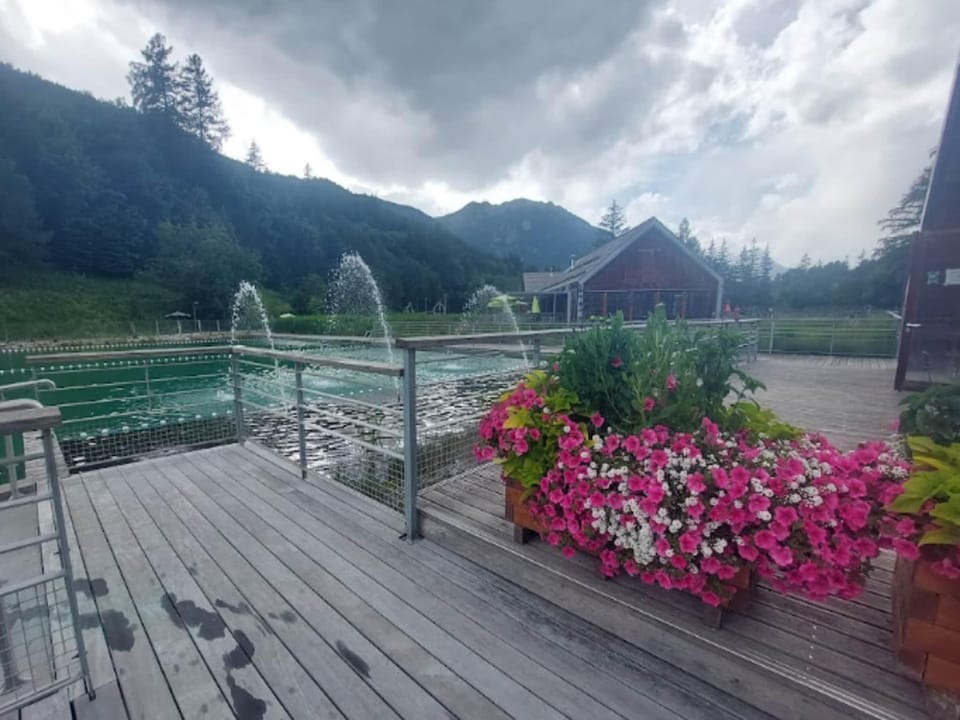 Comfortable Apt close to Serre Chevalier Hotel in Saint-Chaffrey
