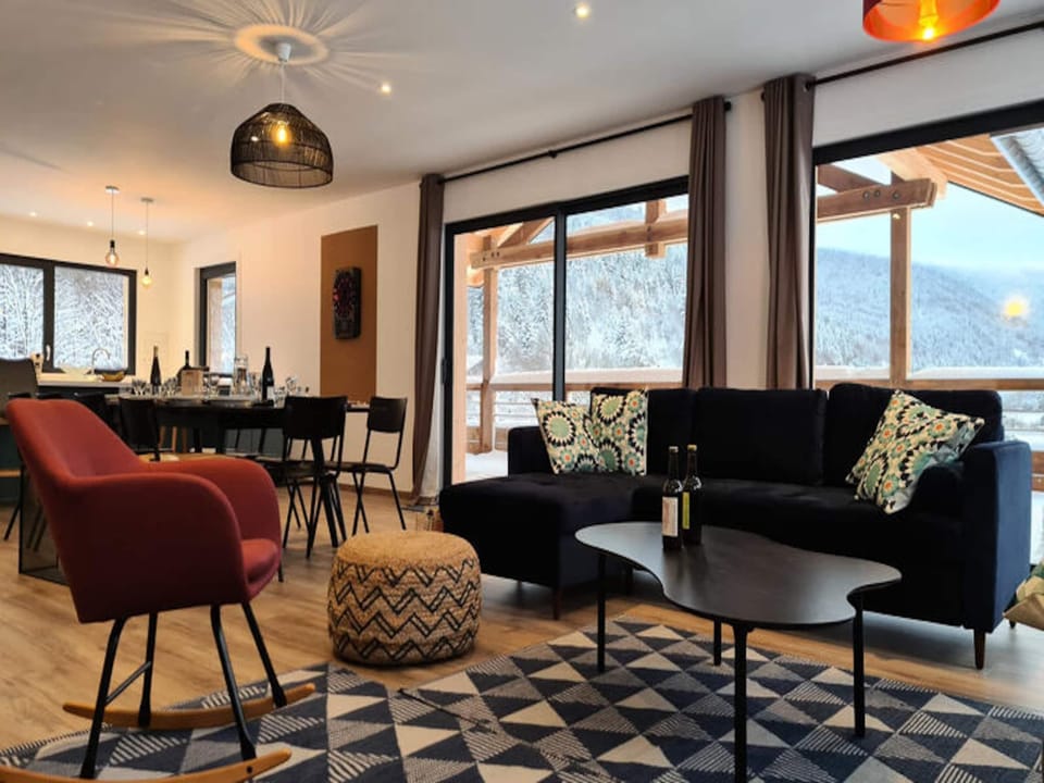 House 10 People Hotel in La Bresse