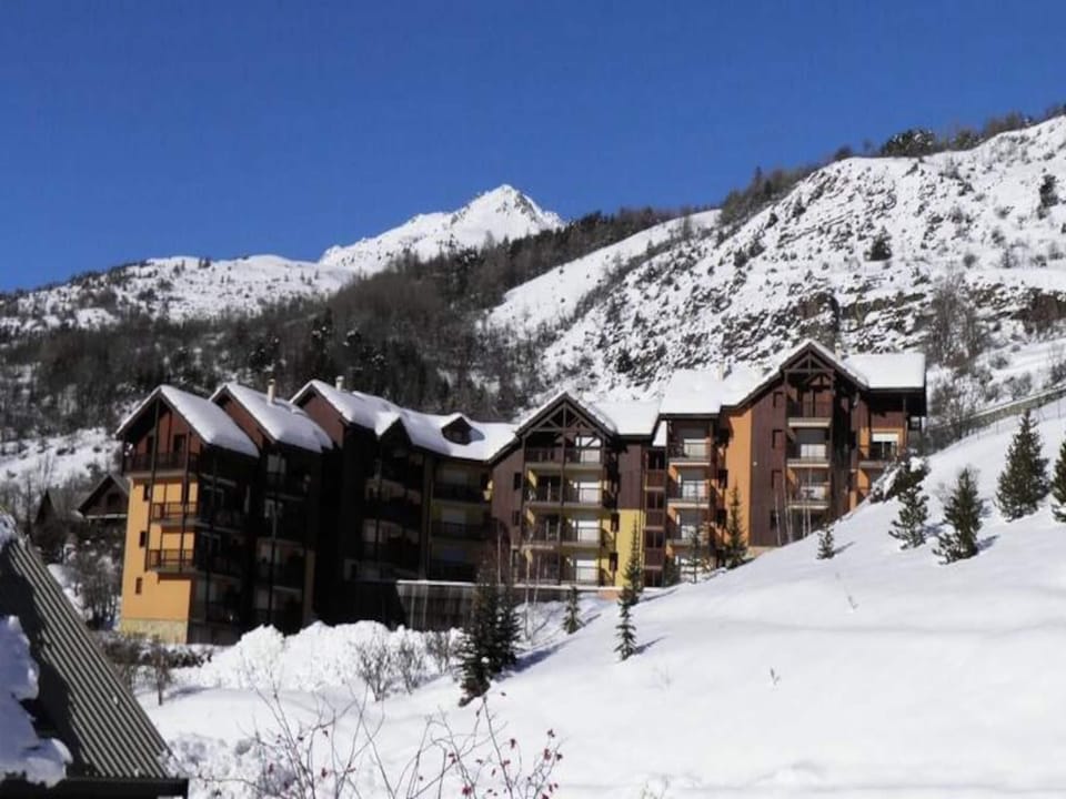 Peyronilles Residence for four people Hotel in Saint-Chaffrey