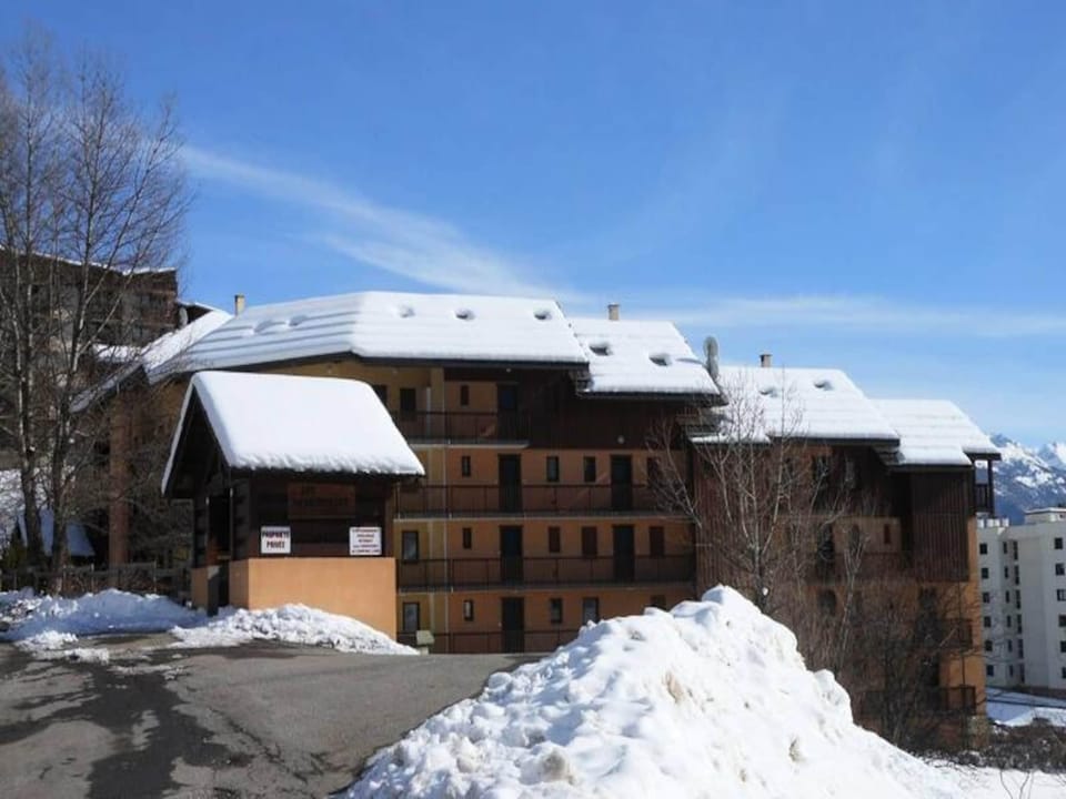 Peyronilles Residence for four people Hotel in Saint-Chaffrey