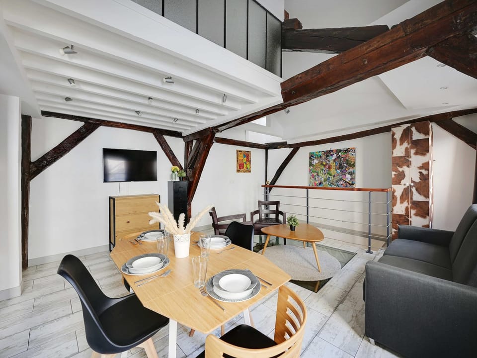 Authentic apartment - 1BR6P - Arts et Metiers Hotel in Paris