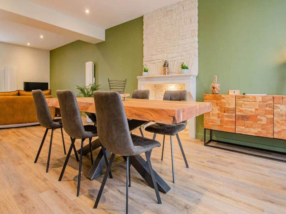 House 6 People Hotel in Bourgogne-Franche-Comté