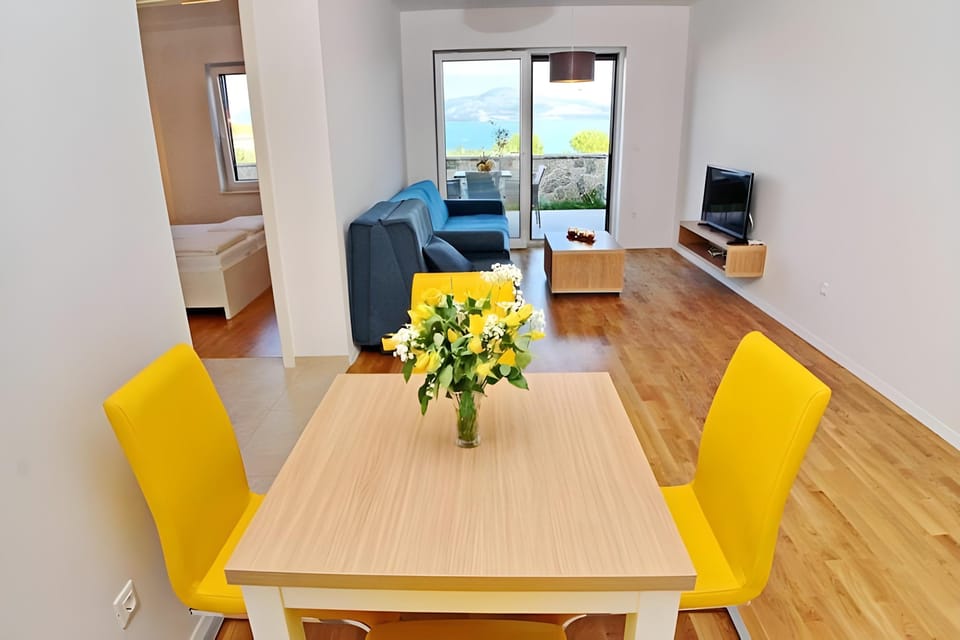 Apartments Kula - Two Bedroom Apartment with Terrace  C2 Hotel in Dubrovnik-Neretva County
