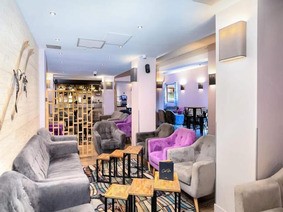Junior Suite 4 People Hotel in Piedmont