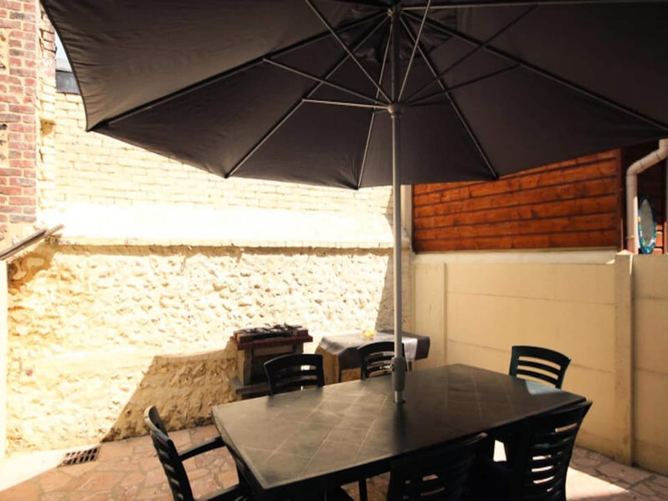 House 5 People Hotel in Normandy
