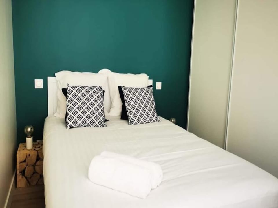 Apartments for 6 People Hotel in Dinard