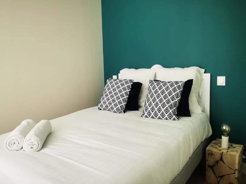 Apartments for 6 People Hotel in Dinard