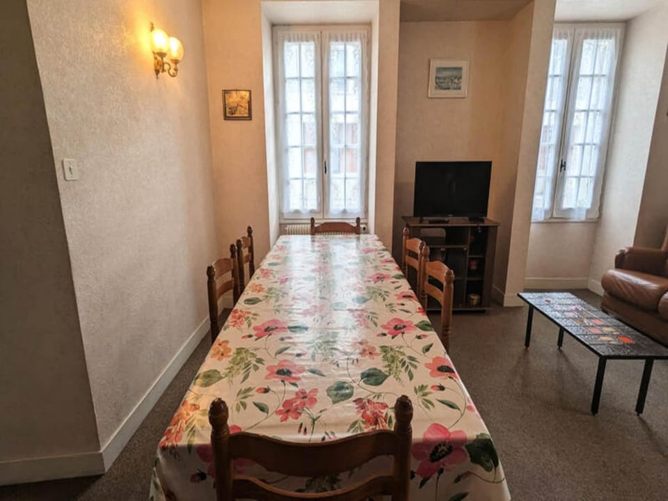 House 5 People Hotel in Centre-Val de Loire