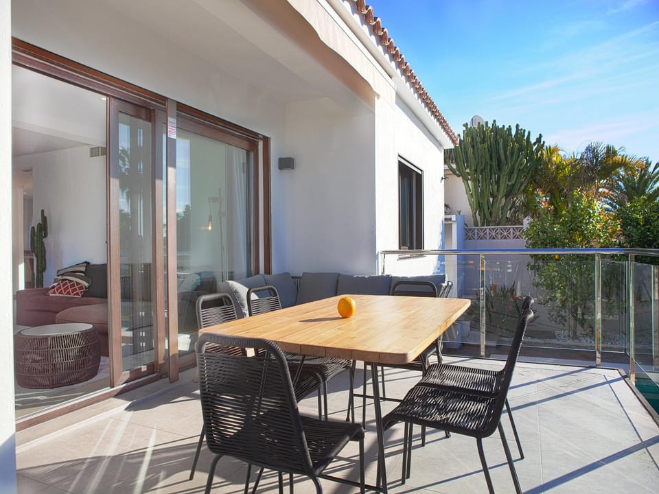 Villa in Spain near Beach  Private Pool Resort in Marbella