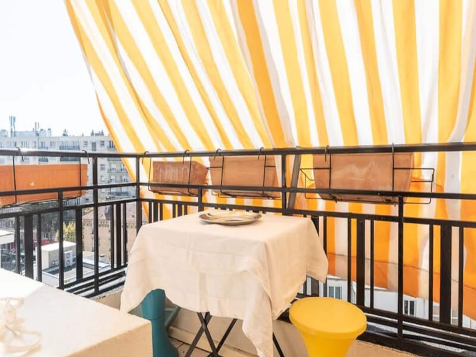 Apartments for 4 People Hotel in Paris