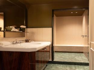 Palais Bourbon Hotel - Suite 44 - 4P - Invalides Hotel in Paris