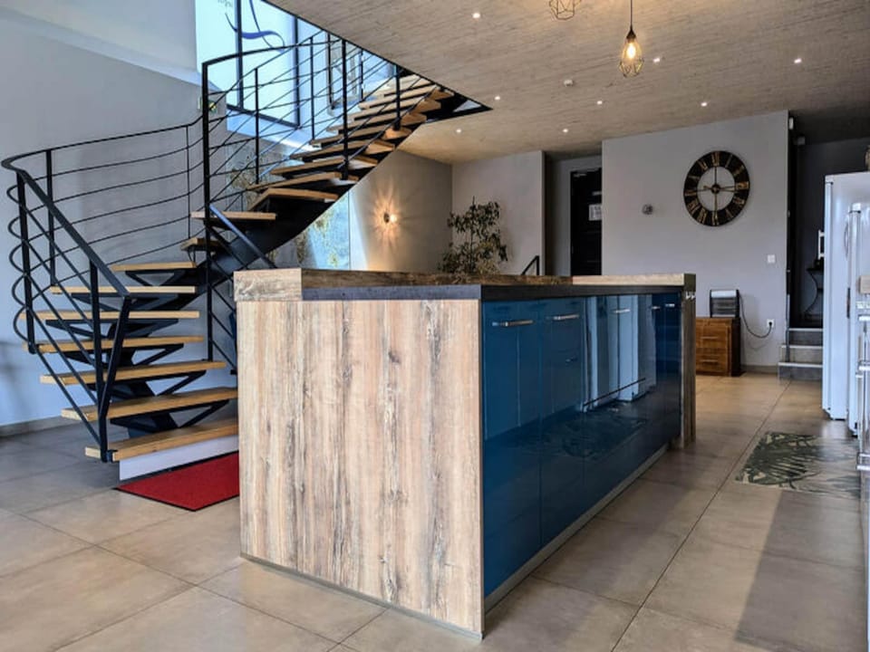House 23 People Hotel in Auvergne-Rhône-Alpes