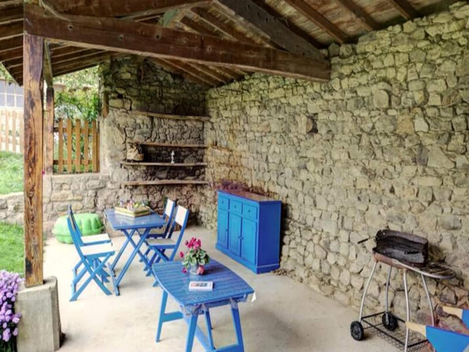 House 6 People Hotel in Auvergne-Rhône-Alpes