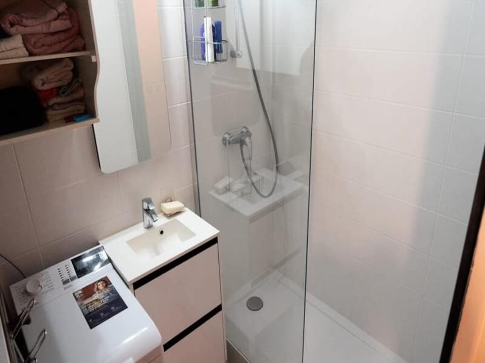 Apartments for 4 People Hotel in Normandy