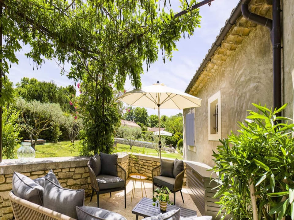 House 6 People Hotel in Saint-Remy-de-Provence