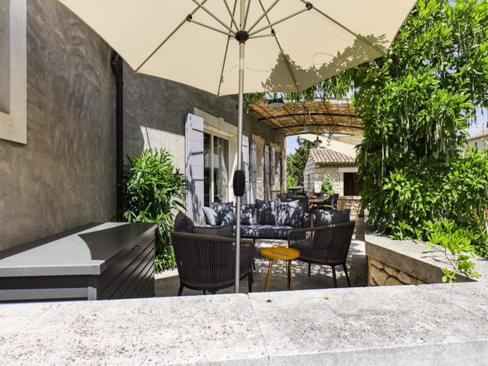 House 6 People Hotel in Saint-Remy-de-Provence
