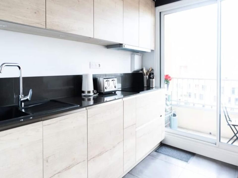 Apartments for 6 People Hotel in Paris