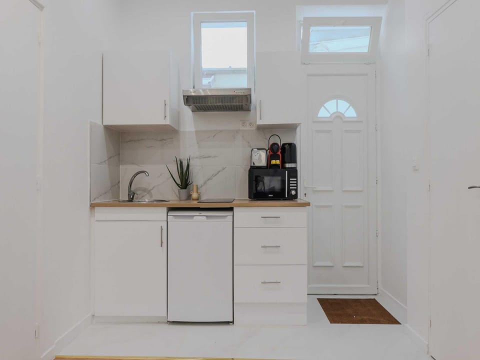 Charming apartment DRC - 1BR4P - Arc de Triomphe Hotel in Levallois-Perret