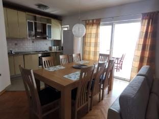 Three Bedroom Apartment with Terrace and Sea View Hotel in Split-Dalmatia County