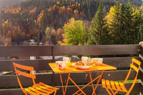Apartment Balcony Near Slopes Hotel in La Clusaz