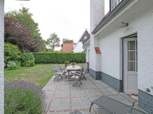 Villa in Het Zoute near the Beach Hotel in Knokke-Heist