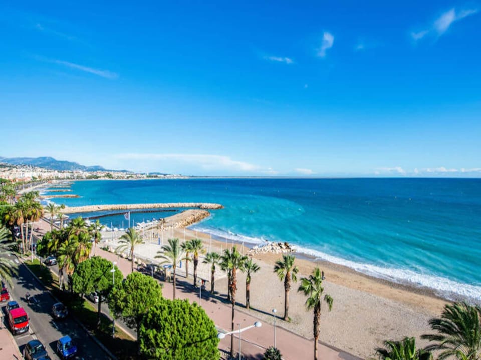 Apartments for 6 People Hotel in Cagnes-sur-Mer