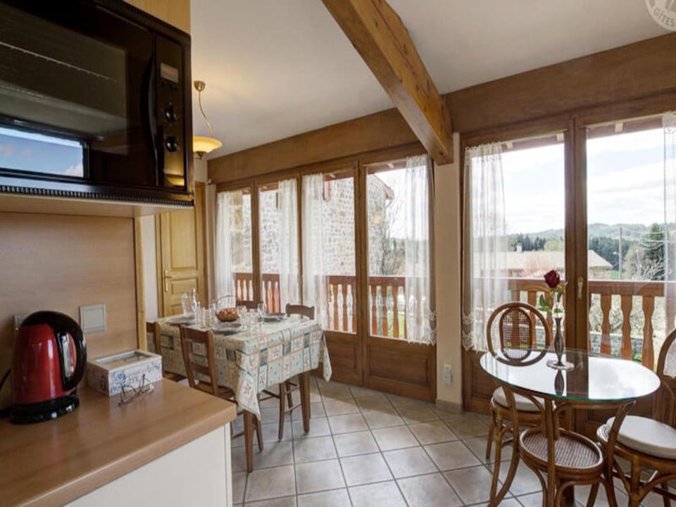 House 2 People Hotel in Auvergne-Rhône-Alpes