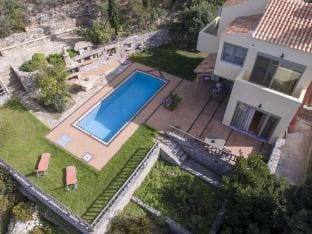Villa in Malathiros with swimming pool Hotel in Crete