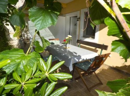 Beachfront Apartments Plaza - One Bedroom Apartment A3 Hotel in Dubrovnik-Neretva County
