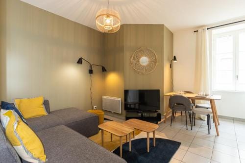 DIFY Berthelot - Jean Mace Hotel in Lyon