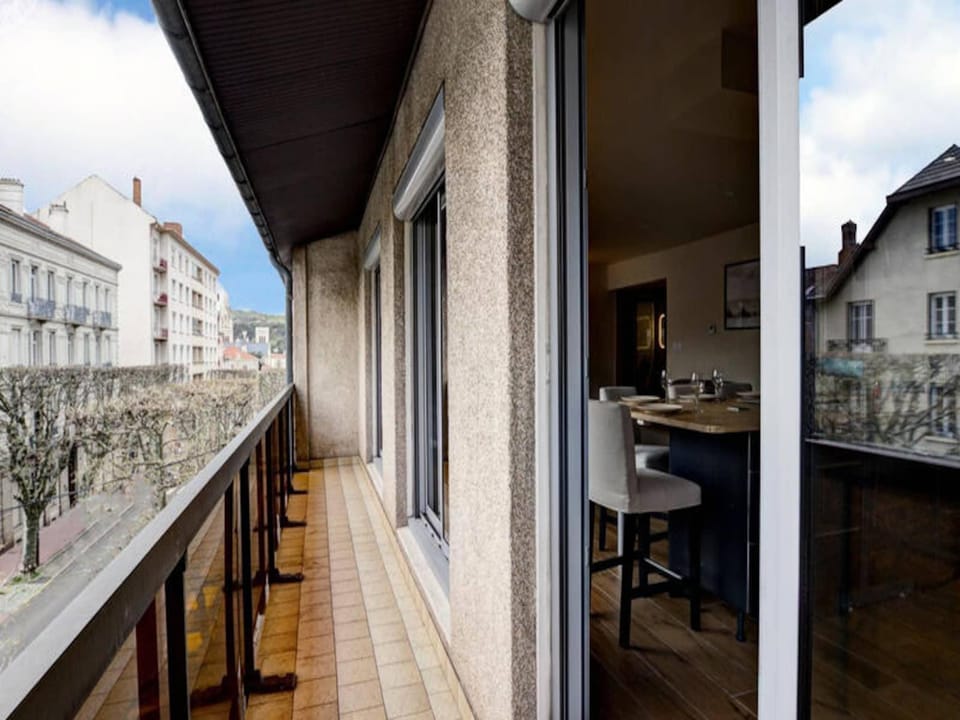 Rooms 4 People Hotel in Auvergne-Rhône-Alpes