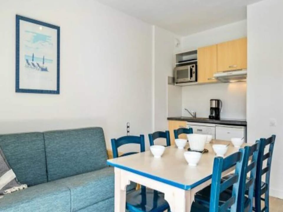 room Duplex apartment for 8 people Hotel in Brittany