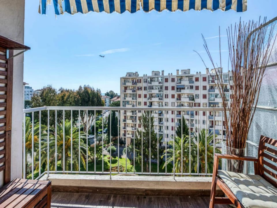 Augustoria Apartment - Hotel in Nice