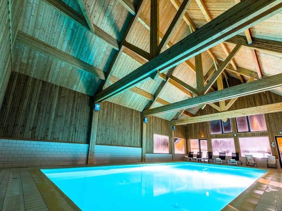 Rooms for 8 people Duplex Mountain Corner Hotel in Auvergne-Rhône-Alpes