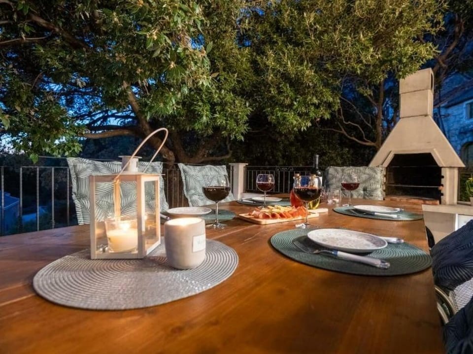 Villa in Makarska with swimming pool Resort in Tučepi